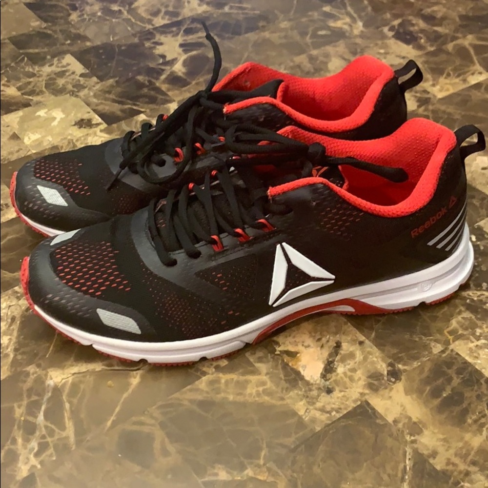 Reebok Foam Fusion tennis shoes